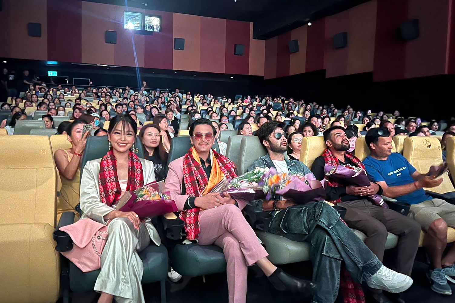 PUJAR SARKI HK SHOW1